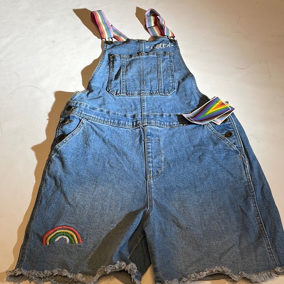 Pride shortfall Queen denim overalls romper shorts S NWT - Picture 1 of 6